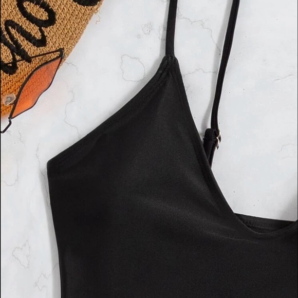 NEW INVENTORY 🔥Solid Fringe Hem One Piece Swimsuit🔥 - Picture 3 of 7